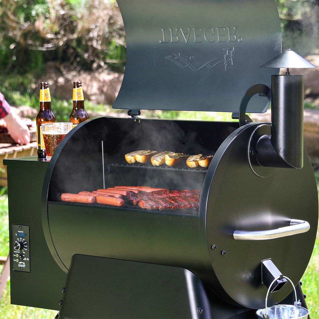 Traeger Pro 22 Wood Pellet Smoker